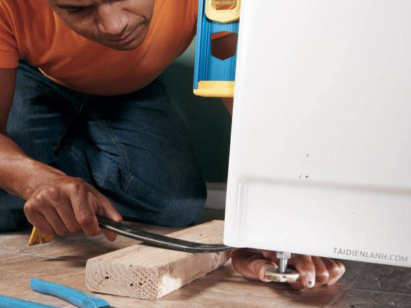 6 nguyên nhân máy giặt rung lắc mạnh và kêu to khi vắt