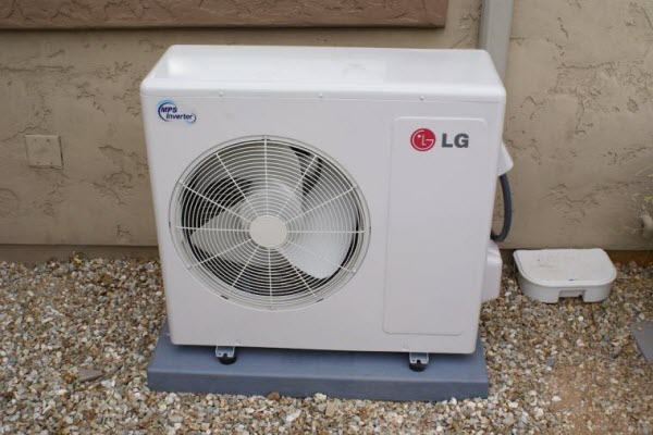 Nguyên nhân cục nóng điều hòa lúc chạy lúc không