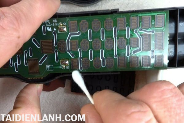 5 Nguyên nhân khiến remote máy lạnh bị hư thường gặp